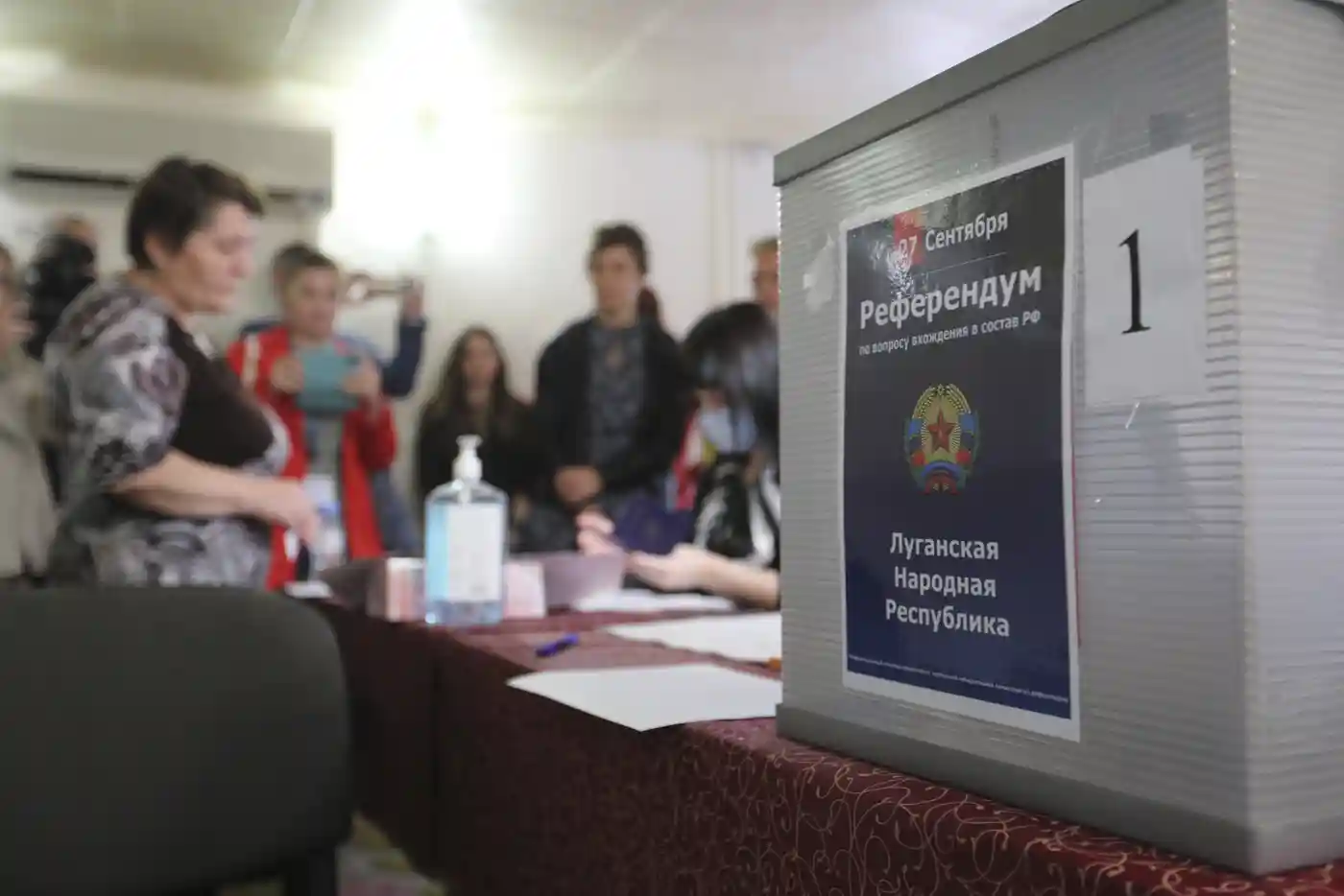 Ξεκίνησε σήμερα η ψηφοφορία στα ρωσικά δημοψηφίσματα ανεξαρτησίας τεσσάρων ουκρανικών περιοχών